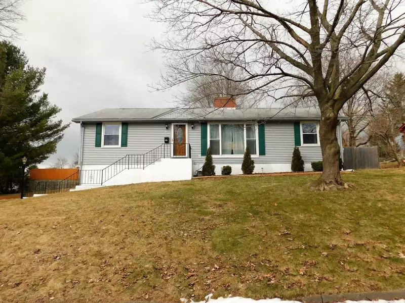 83 Evergreen Dr, Holyoke, MA 01040