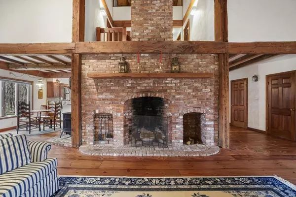 Sherborn, MA 01770,24 Pleasant Street