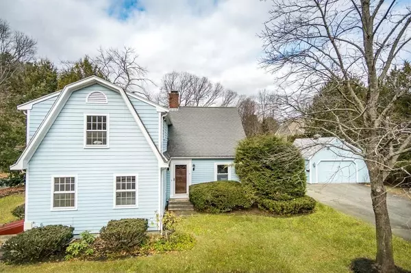 41 Manor Ave, Wellesley, MA 02482