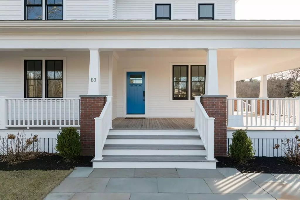 Hingham, MA 02043,83 Free St