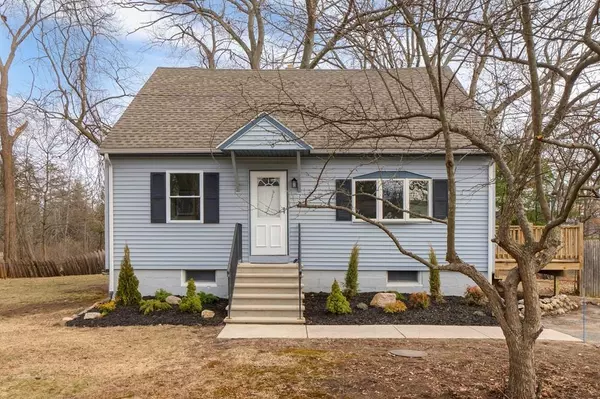 2 Cedarcrest Road, Wilmington, MA 01887