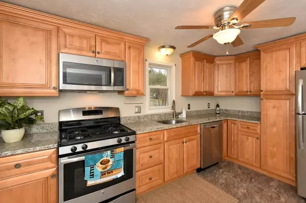 Bellingham, MA 02019,373 Hartford Ave