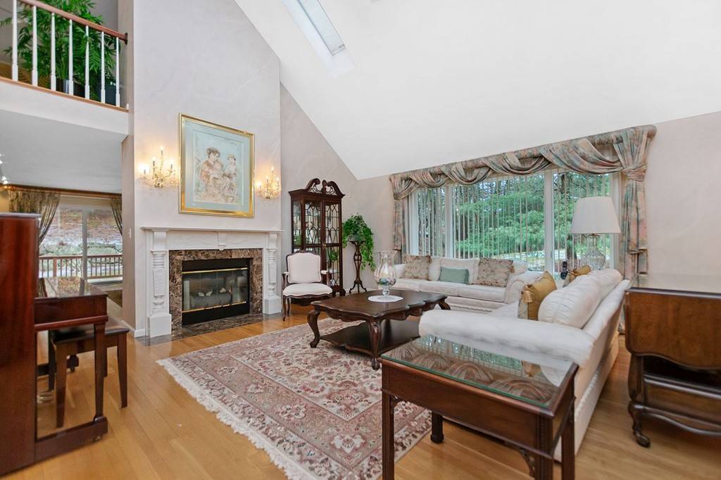 Sharon, MA 02067,16 Baldwin Dr. #16