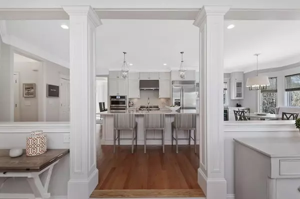 Carlisle, MA 01741,11 Hanover Rd