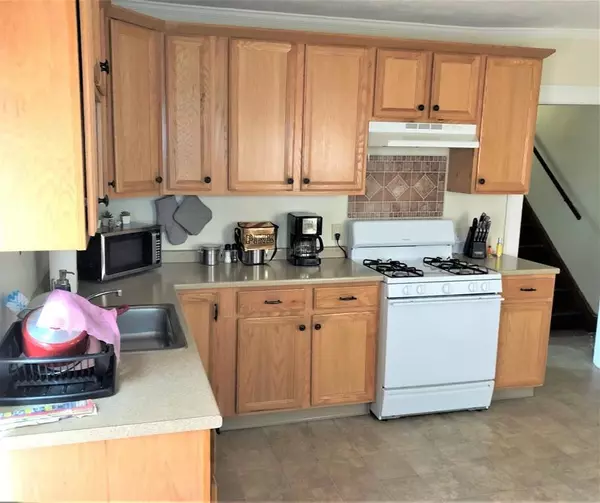 Springfield, MA 01151,130 Darling St