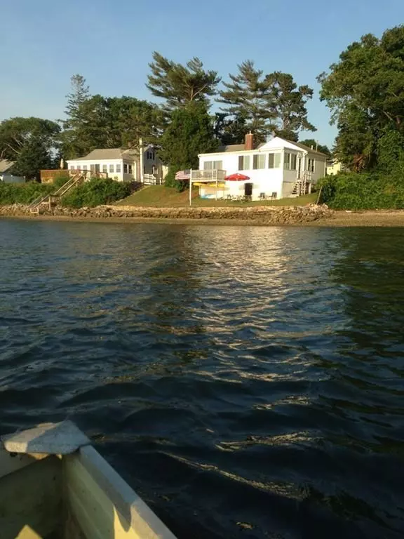 9 Wallace Point, Bourne, MA 02532