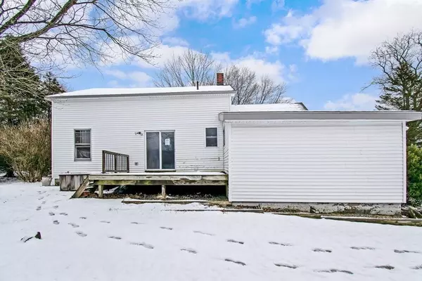 Deerfield, MA 01373,84 S Mill River Rd