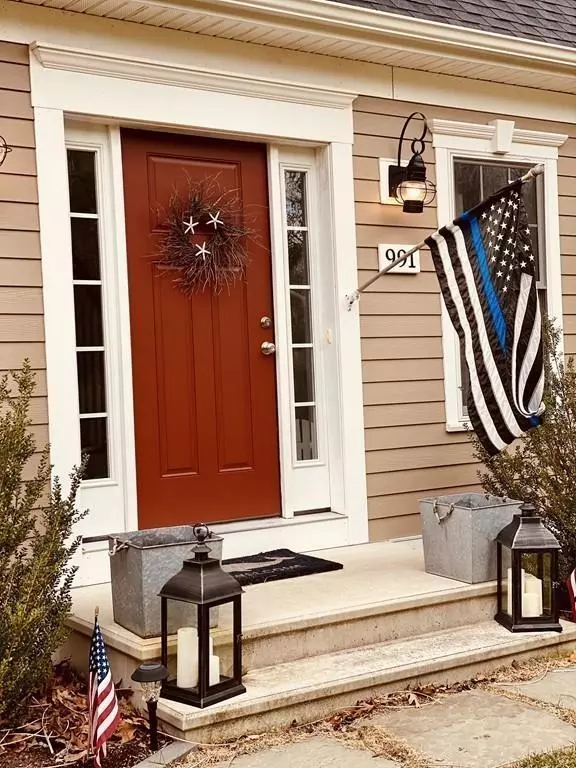 Yarmouth, MA 02675,991 West Yarmouth Road