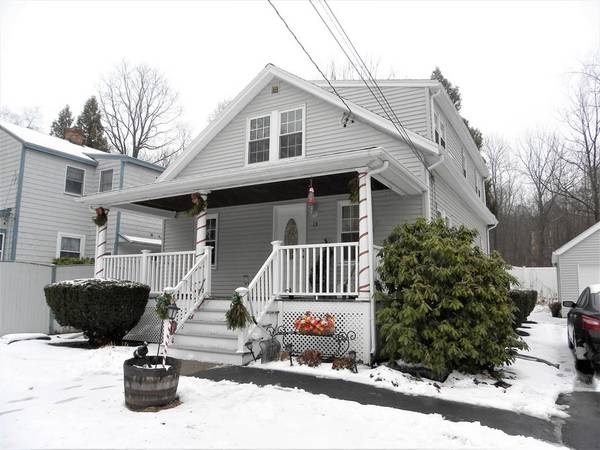 13 East Street, Middleton, MA 01949