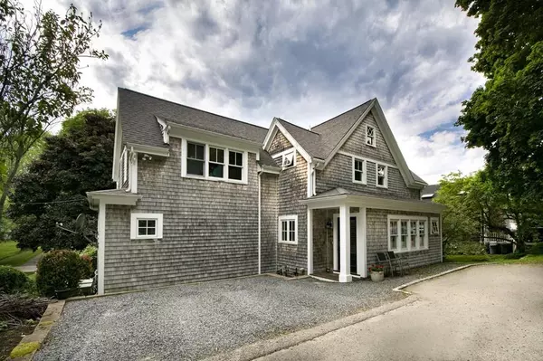 Cohasset, MA 02025,31 Stockbridge Street