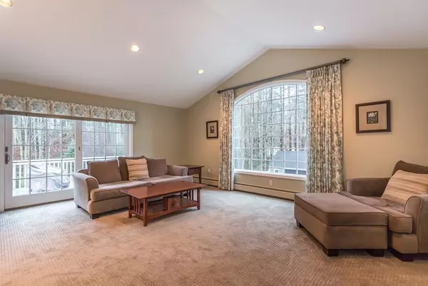 Rochester, MA 02770,217 Ryder Road