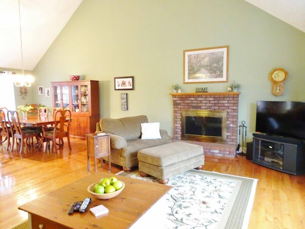 Marlborough, MA 01752,118 Roundtop Road