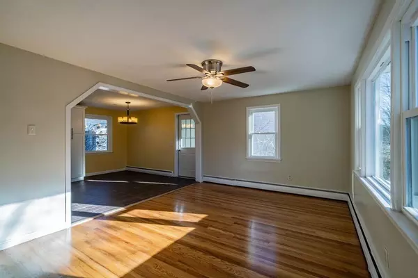 Springfield, MA 01119,156 Gardens Dr