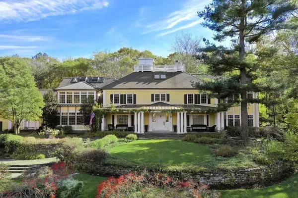 Dover, MA 02030,16 Rolling Ln