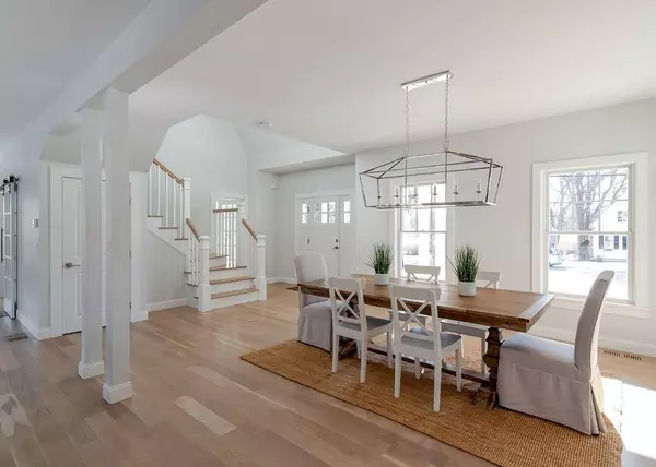 Cohasset, MA 02025,72 Elm Street