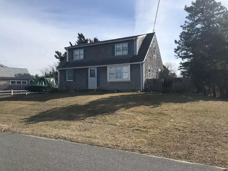 95 Waterside Dr, Falmouth, MA 02556