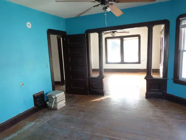 Springfield, MA 01108,76-78 Virginia St