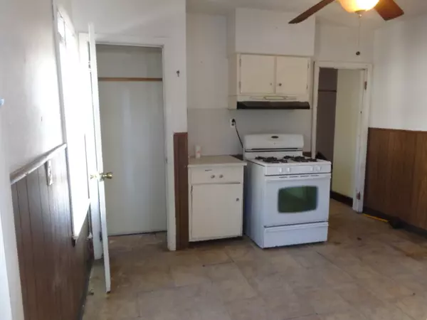 Springfield, MA 01108,76-78 Virginia St