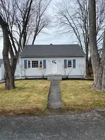 34 Litchfield Ave, Dracut, MA 01826