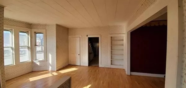 Palmer, MA 01069,19 Knox
