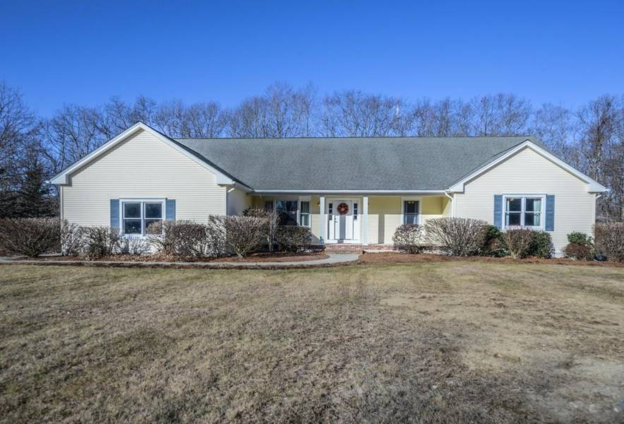 21 Adams Circle, Rehoboth, MA 02769