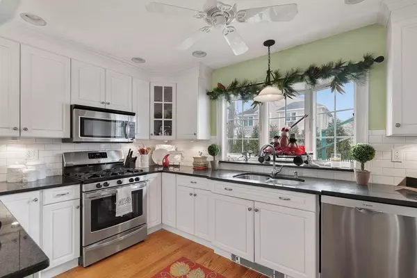 Milton, MA 02186,39 Rowe St.