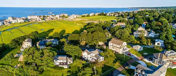 Scituate, MA 02066,17 Buttonwood Ln