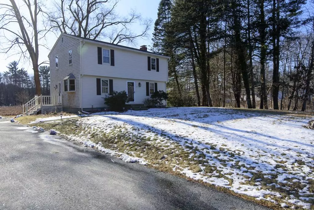 Acton, MA 01720,28 Newtown Road