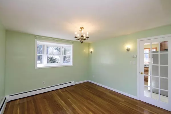 Acton, MA 01720,28 Newtown Road