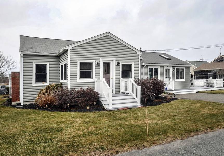 30 Seminole Avenue, Marshfield, MA 02050