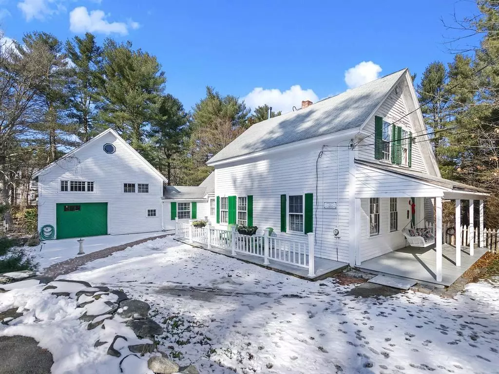 Carlisle, MA 01741,922 Concord St