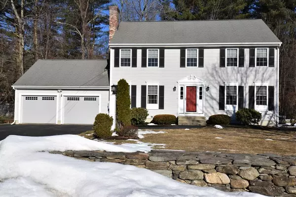 37 Cranberry Street, Pepperell, MA 01463