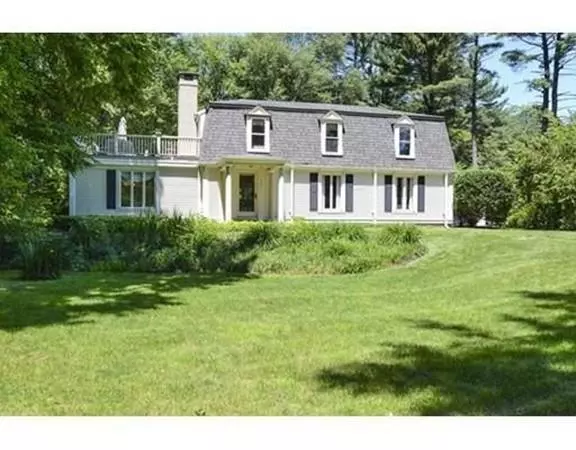 266 Harrison St, Duxbury, MA 02332