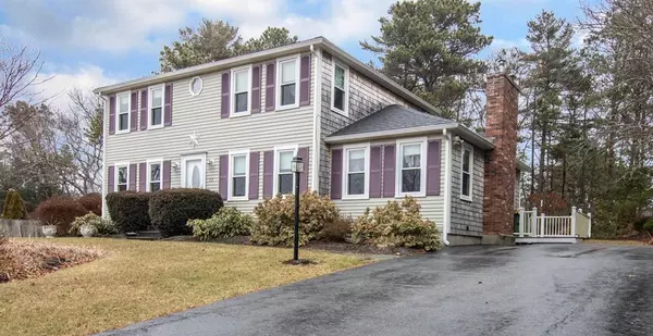 73 Kirk Cir, Plymouth, MA 02360