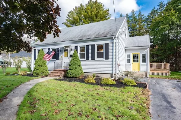 65 Brooks Place, West Bridgewater, MA 02379