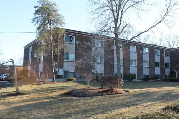 Framingham, MA 01702,9 Weld St #39