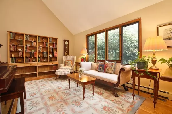 Sharon, MA 02067,6 Montaup Rd