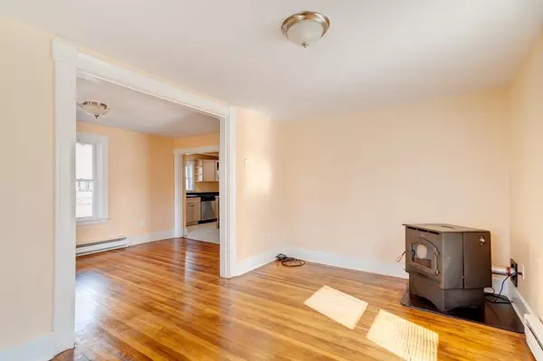 Southbridge, MA 01550,138 Charlton St