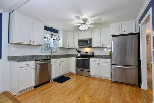 Plainville, MA 02762,8 Azalea Drive