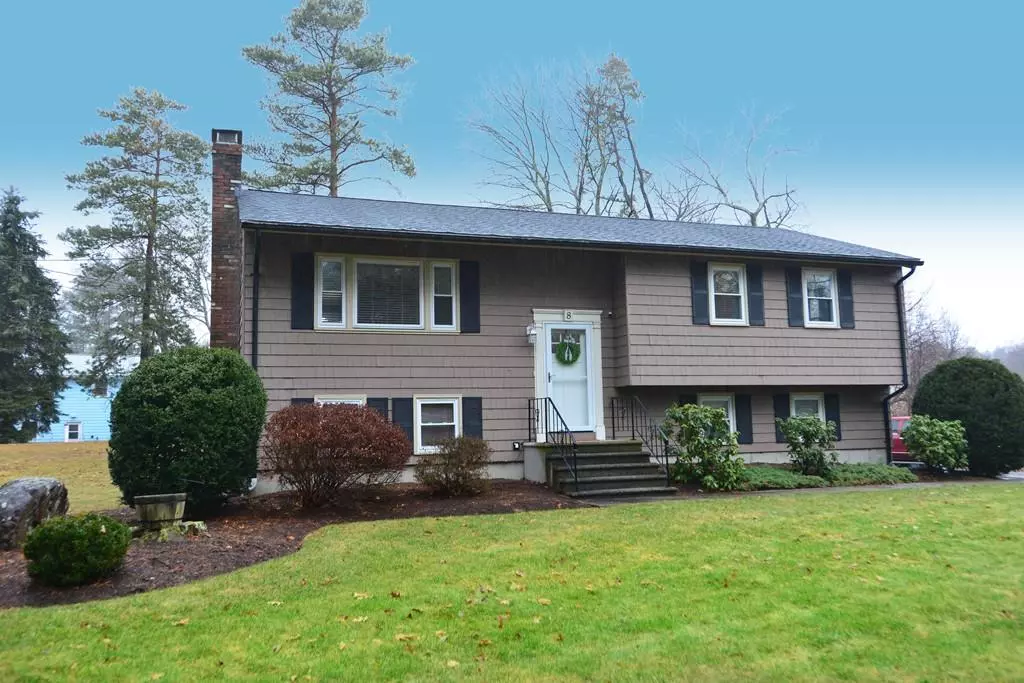 Plainville, MA 02762,8 Azalea Drive