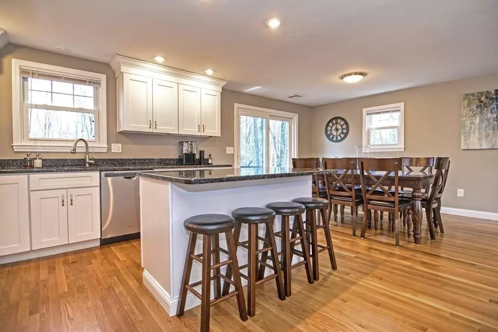 Sharon, MA 02067,292 Mountain Street