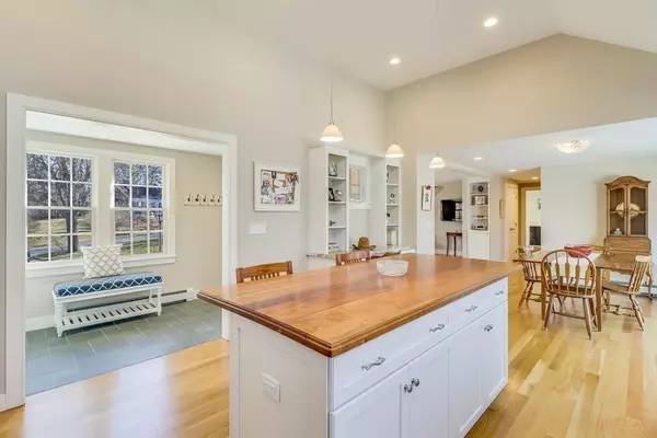 Brewster, MA 02631,150 Susan Ln
