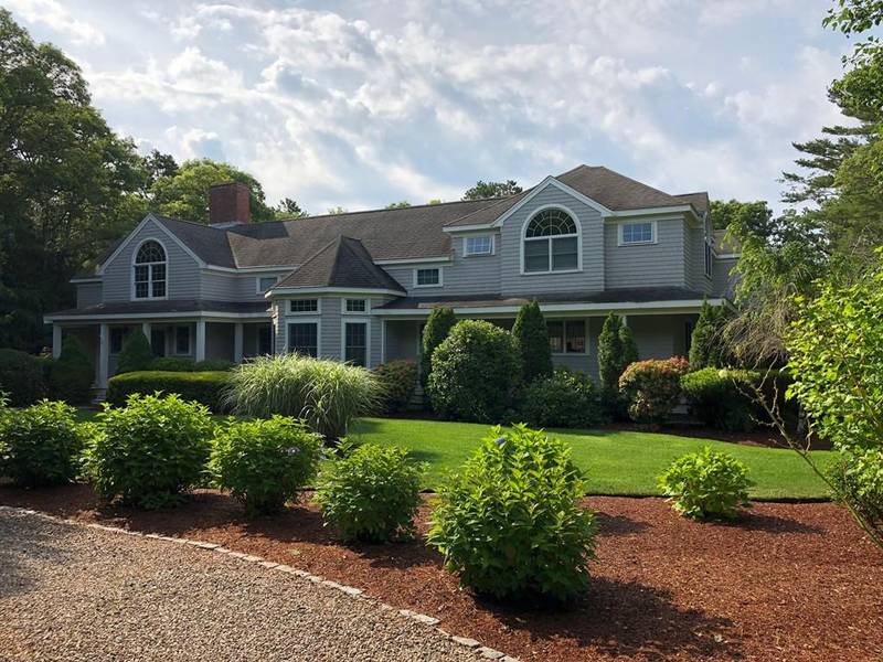 72 Highwood Way, Mashpee, MA 02649