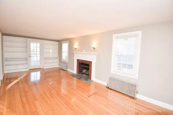 Springfield, MA 01118,253 Gillette Ave