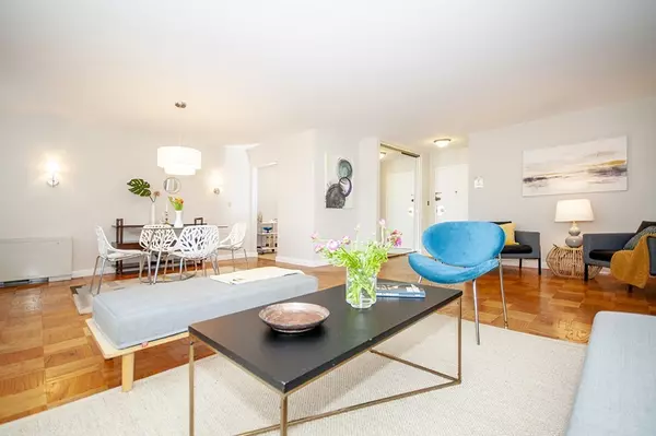 41 Park St #207, Brookline, MA 02446