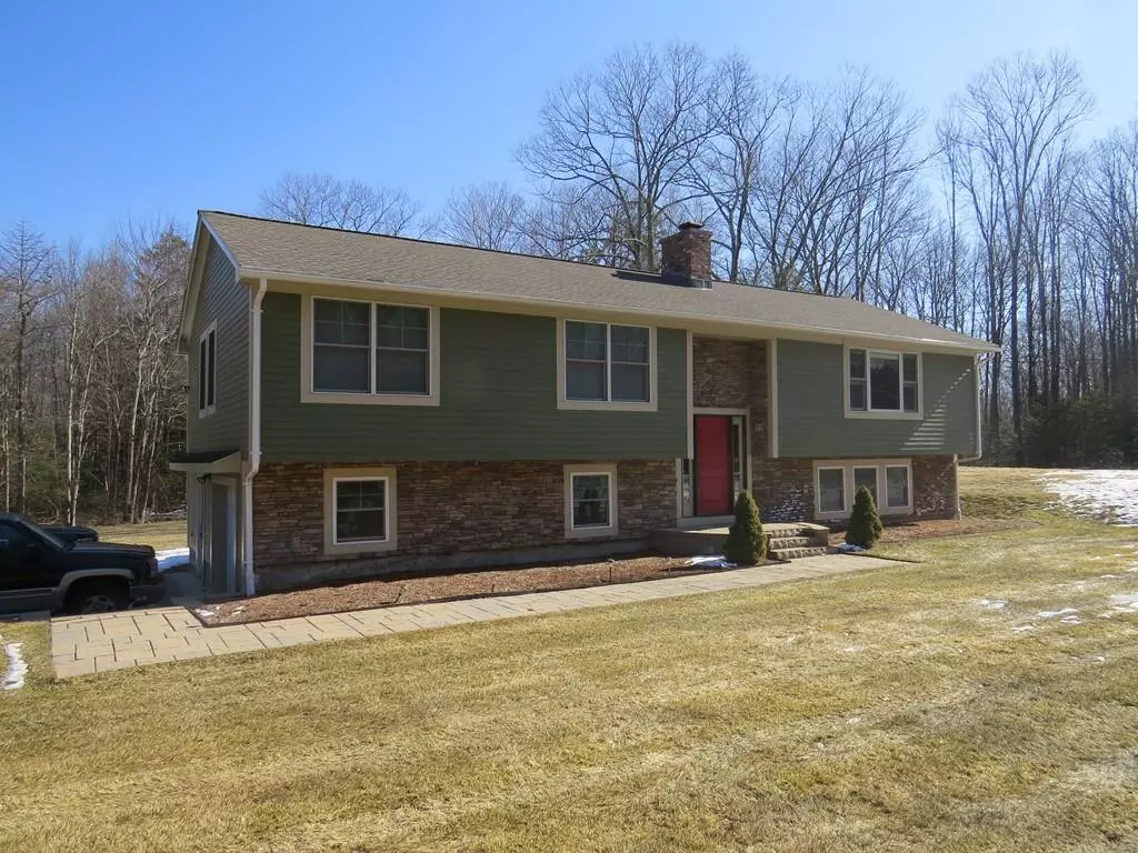 Westhampton, MA 01027,124 Southampton Road