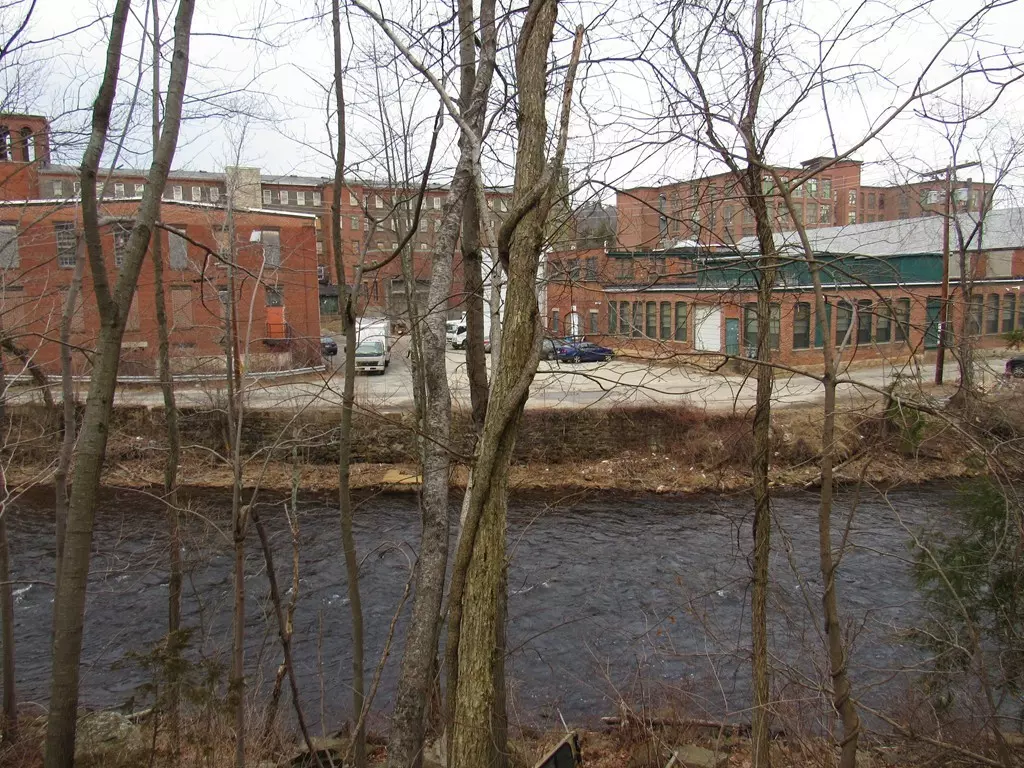 Southbridge, MA 01550,494 Hamilton St