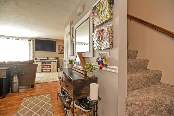 North Attleboro, MA 02760,335 East Washington Street #21