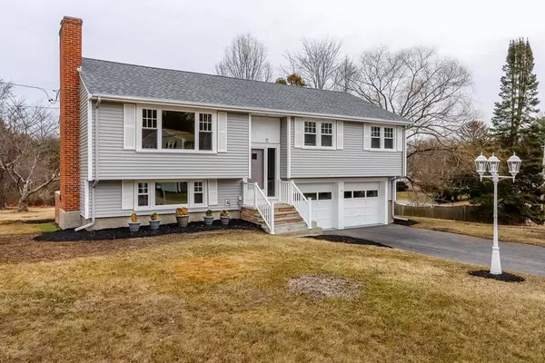 18 Tilden Rd, Canton, MA 02021