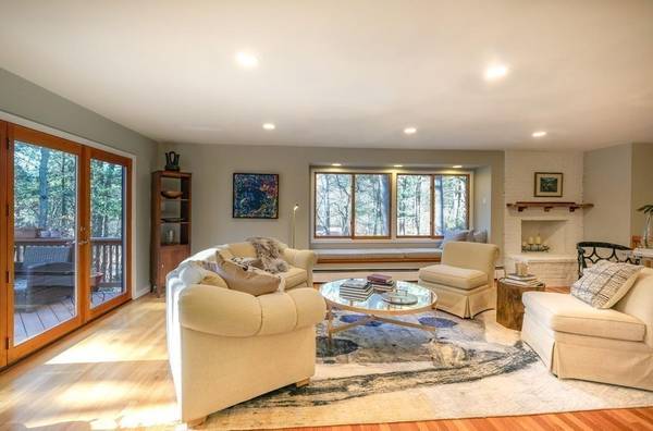 Wayland, MA 01778,9 Brook Trail Rd